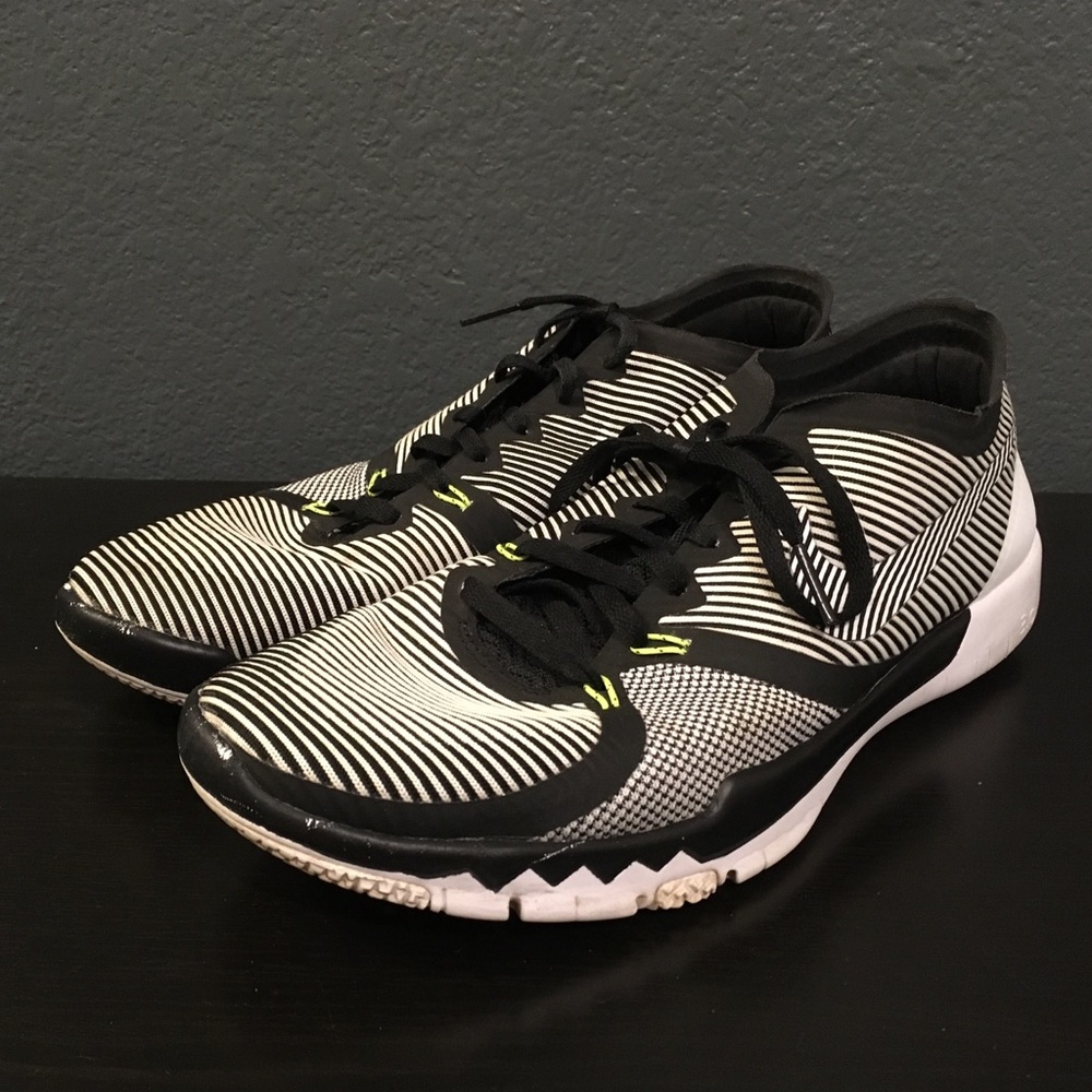 Nike Free Trainer V4